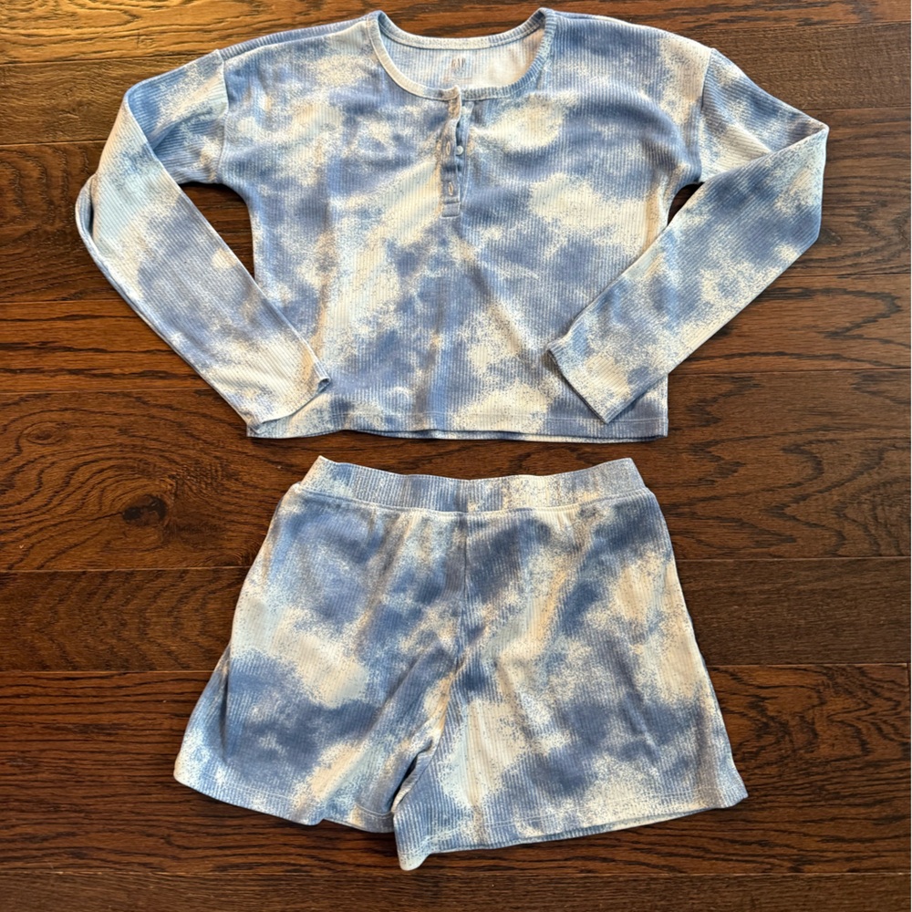 Gap teen size 12 Blue and White Tie-Dye sleep set pajamas great feel